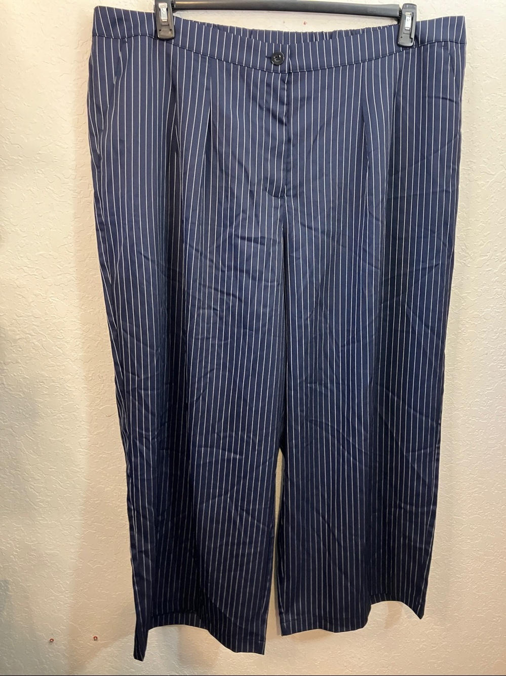 🆕 HALARA Navy Pinstripe Wide-Leg Trousers